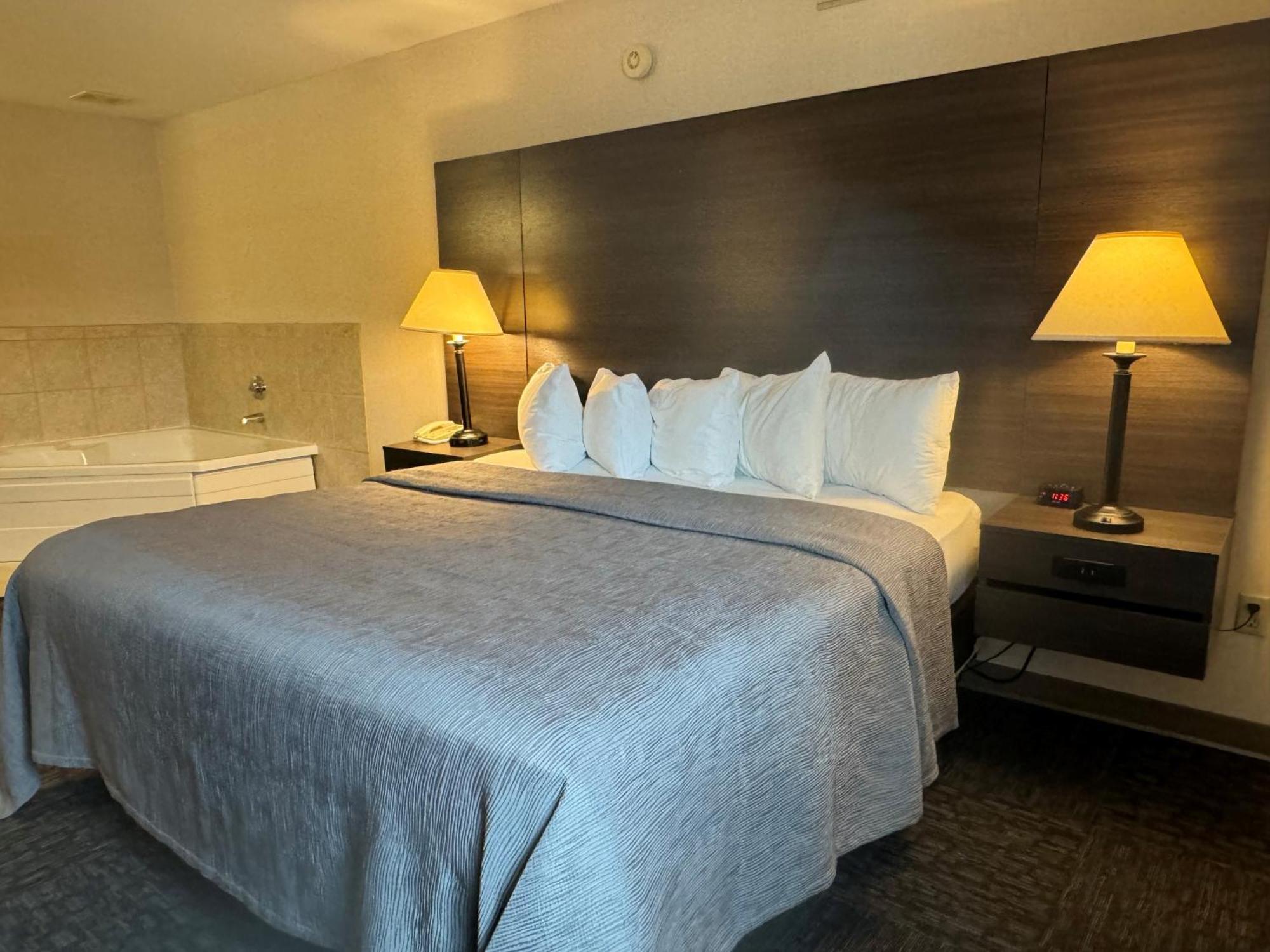 Quality Inn Spearfish I-90 Экстерьер фото